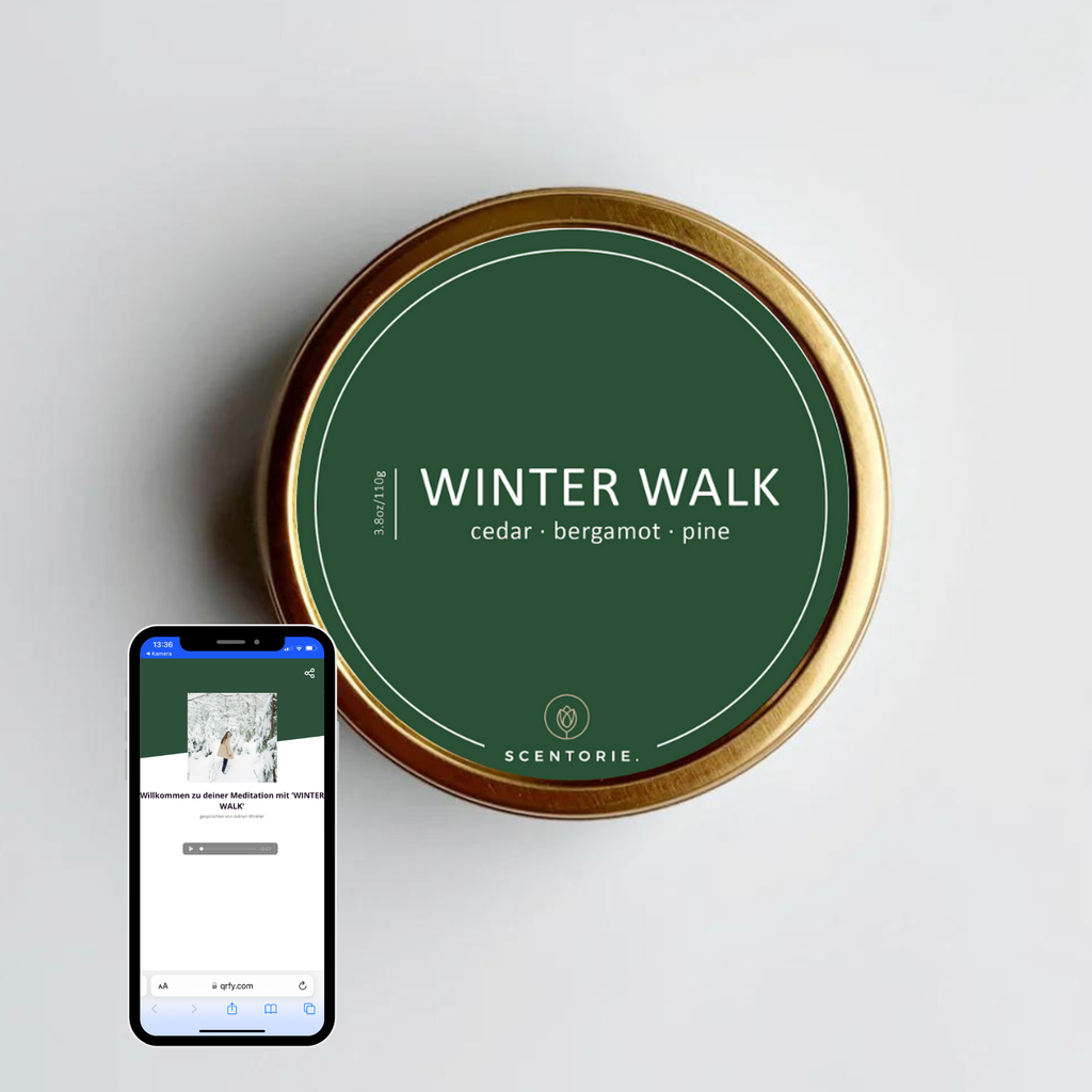 WINTER WALK (110g Duftkerze mit Holzdocht)