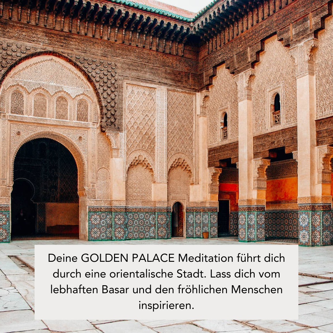 GOLDEN PALACE (110g Duftkerze mit Holzdocht)